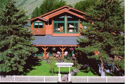 Alpine House Lodge and Cottage