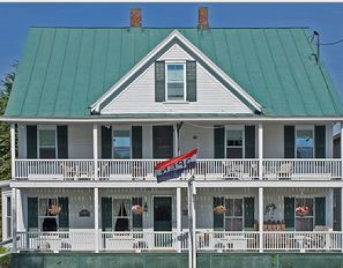 Casa Bella Inn & Restaurant