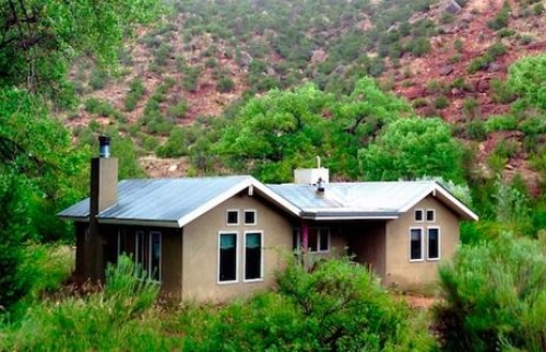 The Dragonfly Cottage at Desert Willow Bed and Breakfast The Dragonfly Cottage at Desert Willow Bed and Breakfast