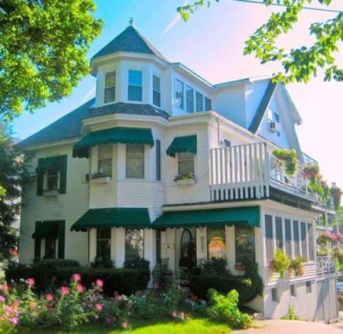 Boothbay Harbour Towne Inn
