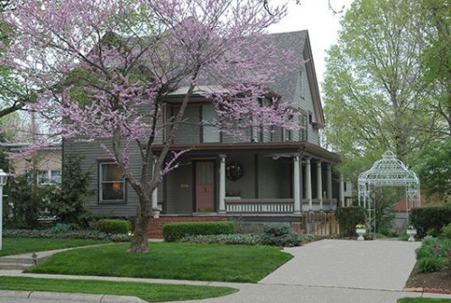 Hardy’s Bed & Breakfast Suites