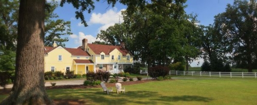 Hide Away Country Inn