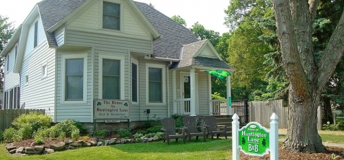 House on Huntington Lane Bed and Breakfast