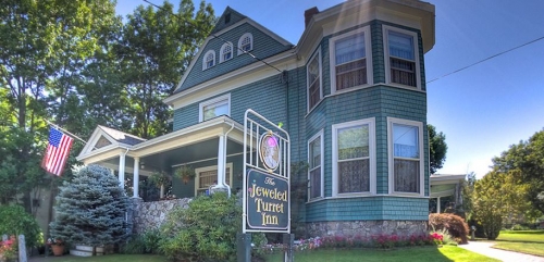 Jeweled Turret Inn