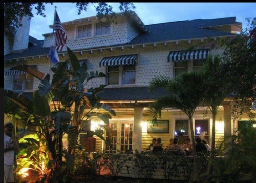 Historic Peninsula Inn and Spa