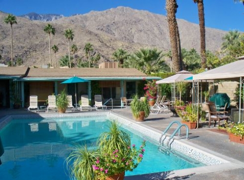 Queen of Hearts Resort