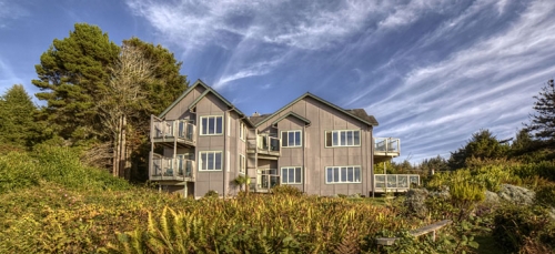 Turtle Rocks Oceanfront Inn