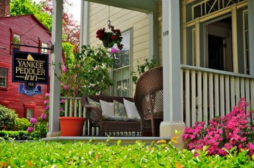 Yankee Peddler Inn